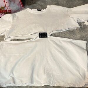 AKIRA White Short Sleeve Tee with Cutout Detail